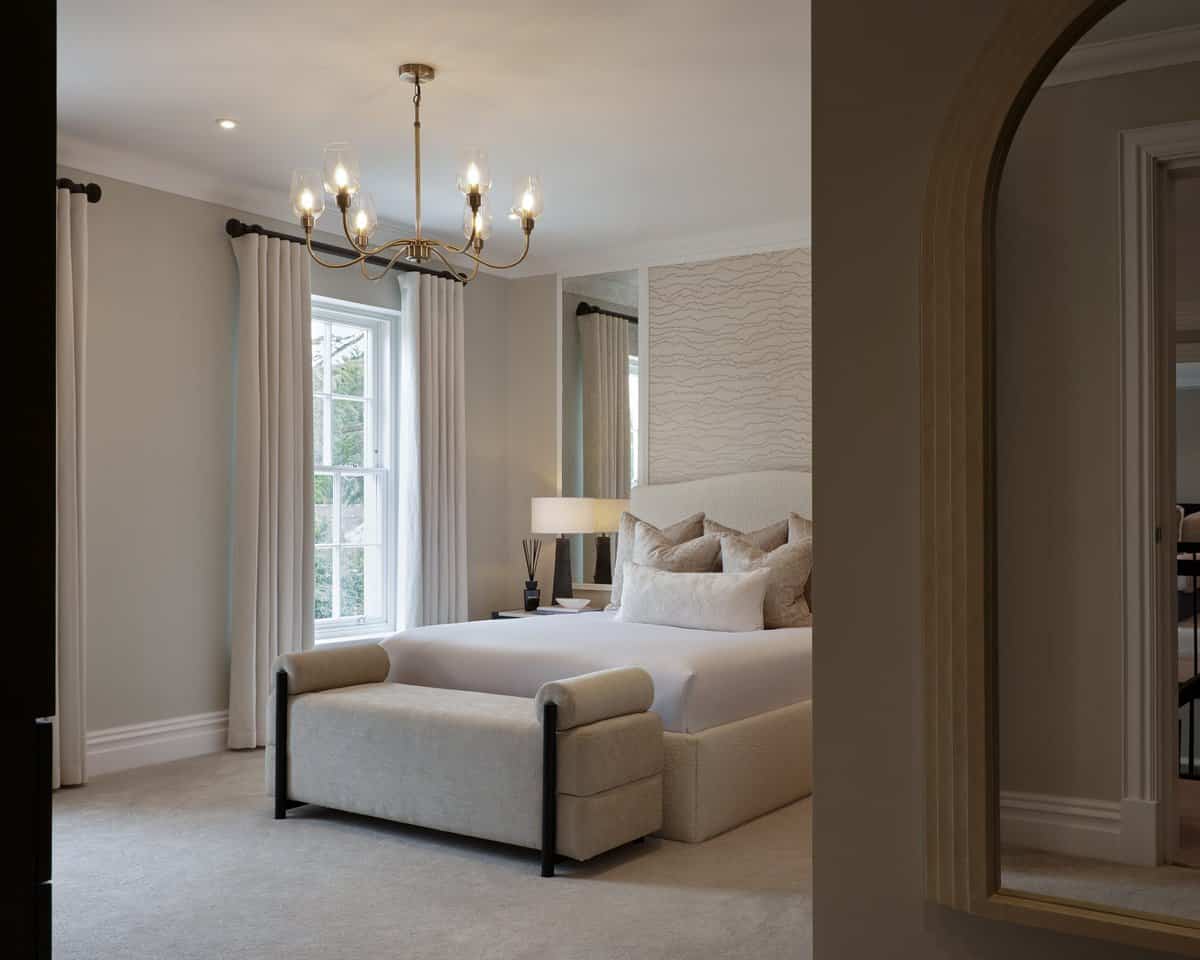 Quiet bedroom suite